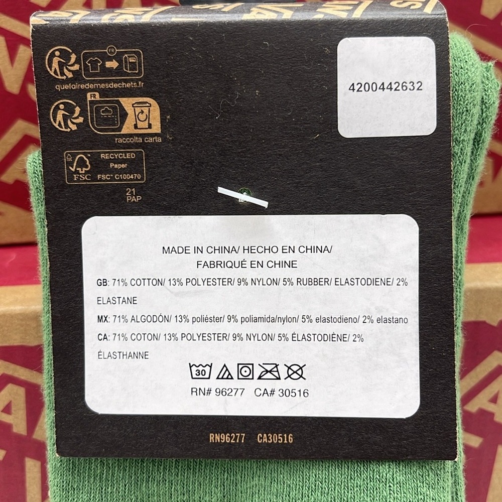 Vans Green Ribbed Crew Socks - Picture 4 of 16